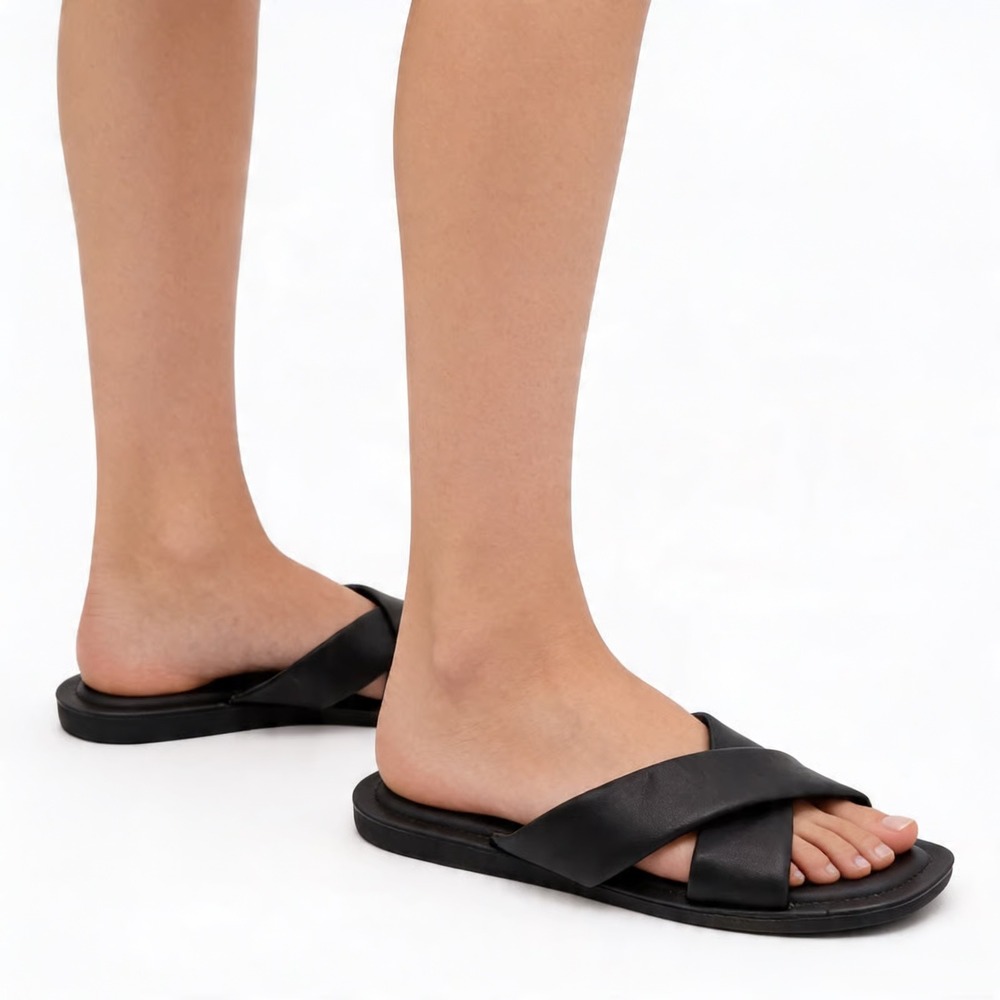A New Day Slide Womens US 8.5 Black Leather Puffy Cross Strap Slip On Sandals